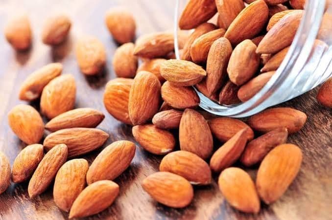 Natural Almonds/10oz