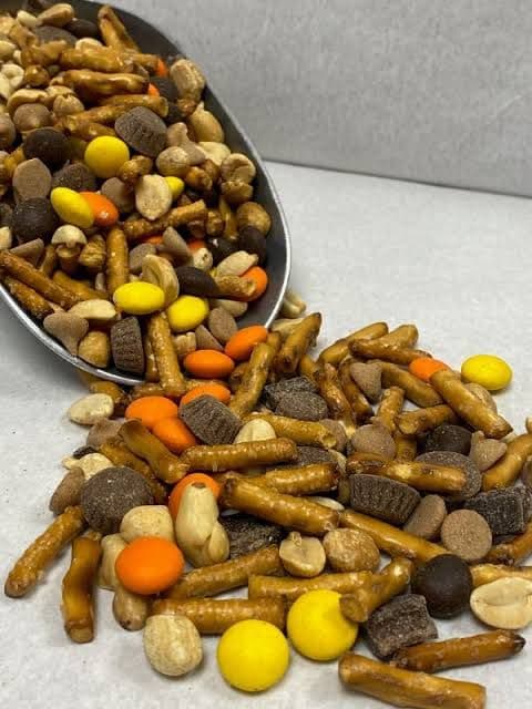 Peanut Butter Chocolate Mix/8oz