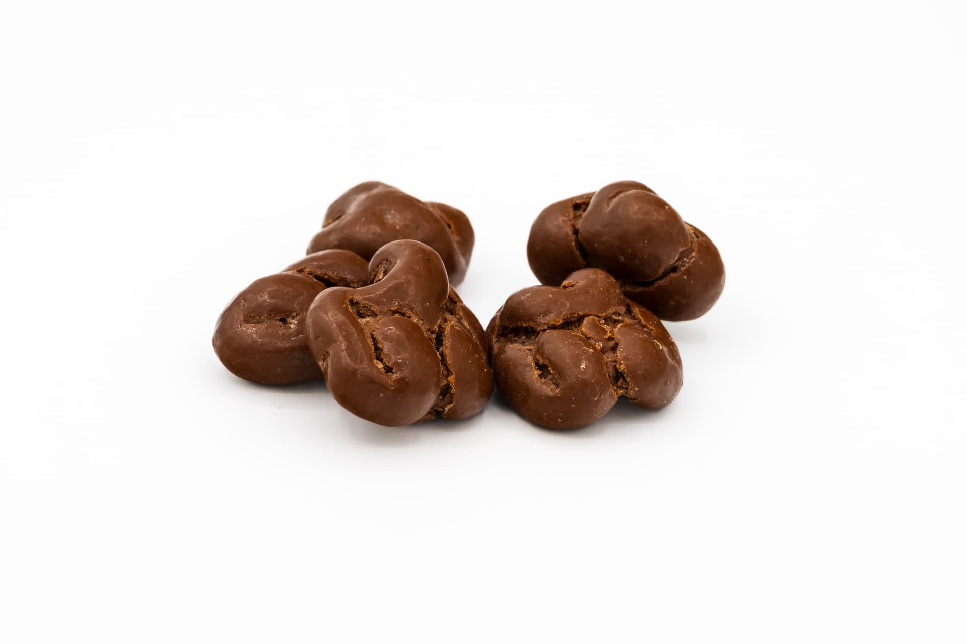 Milk Chocolate Walnuts/9oz
